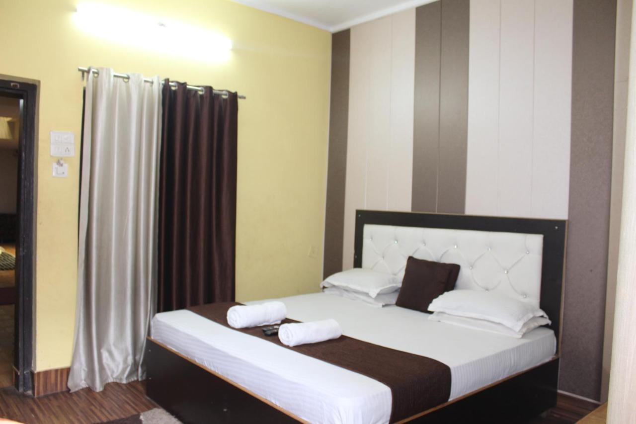 Hotel Ashok Haridwār Esterno foto